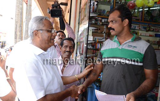 MLA Lobo campaigns for Poojary at Alake, New Chitra Talkies area